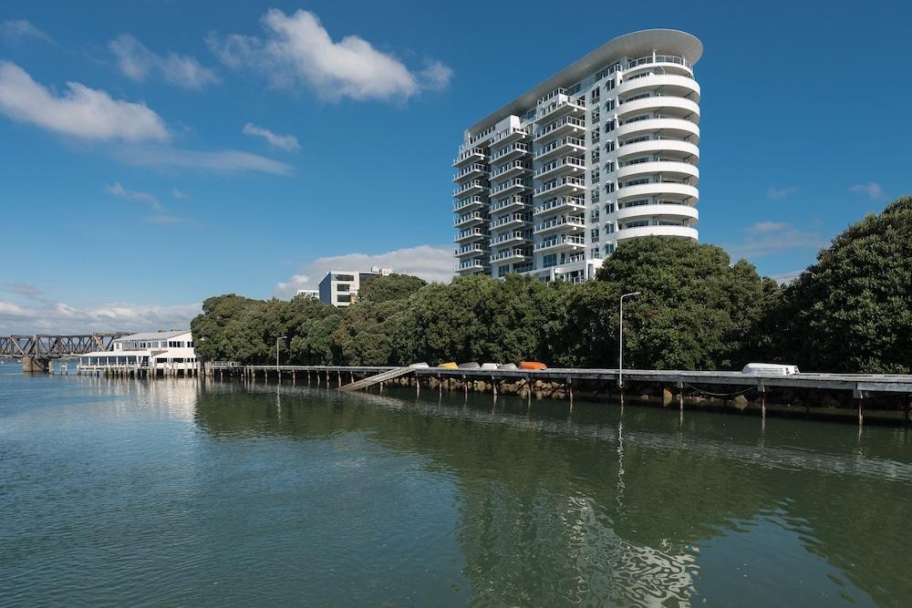 Hotel On Devonport Тауранга Экстерьер фото